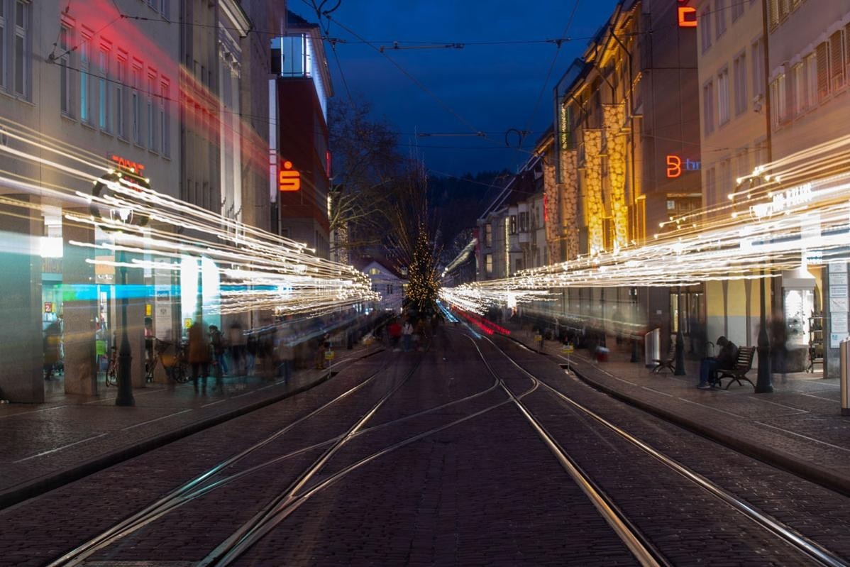 Ungeimpfte dürfen zwischen 21:00 - 05:00 Uhr nur unter bestimmten Gründen unterwegs sein 